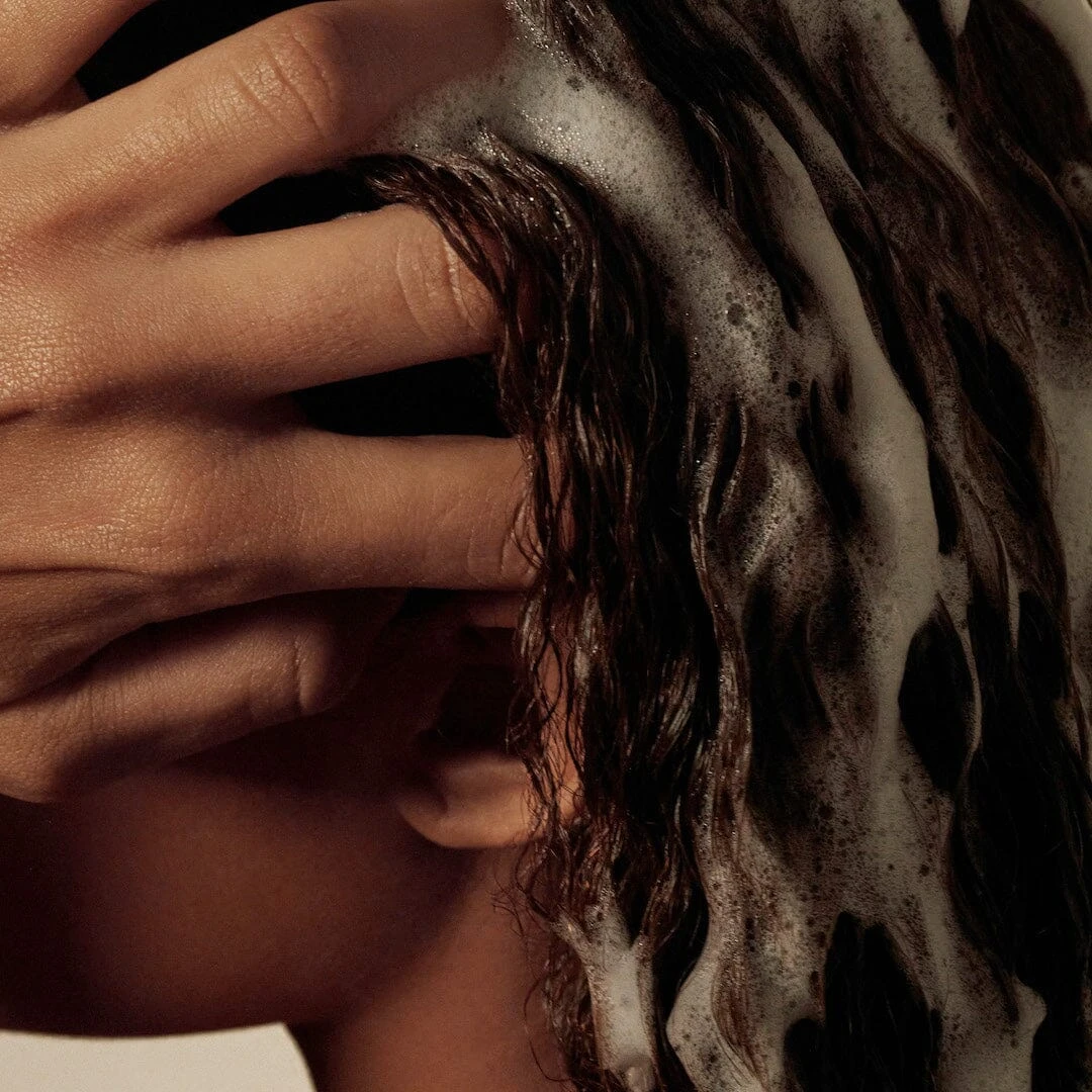 Guava Shampoo For Color Treated Hair And Damage Repair - Image 4