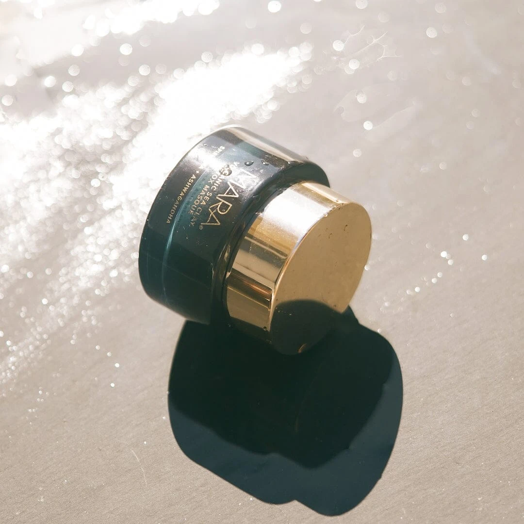 Volcanic Sea Clay Detox Masque - Image 10